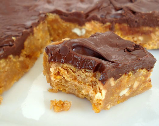 No-Bake Chocolate Peanut Butter Cornflakes Bar
